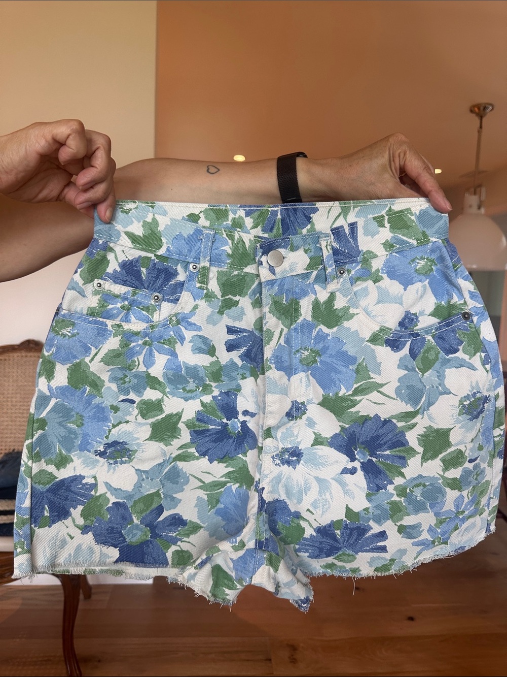 Stone Gear Blue Floral Denim Shorts Frayed Sz S
